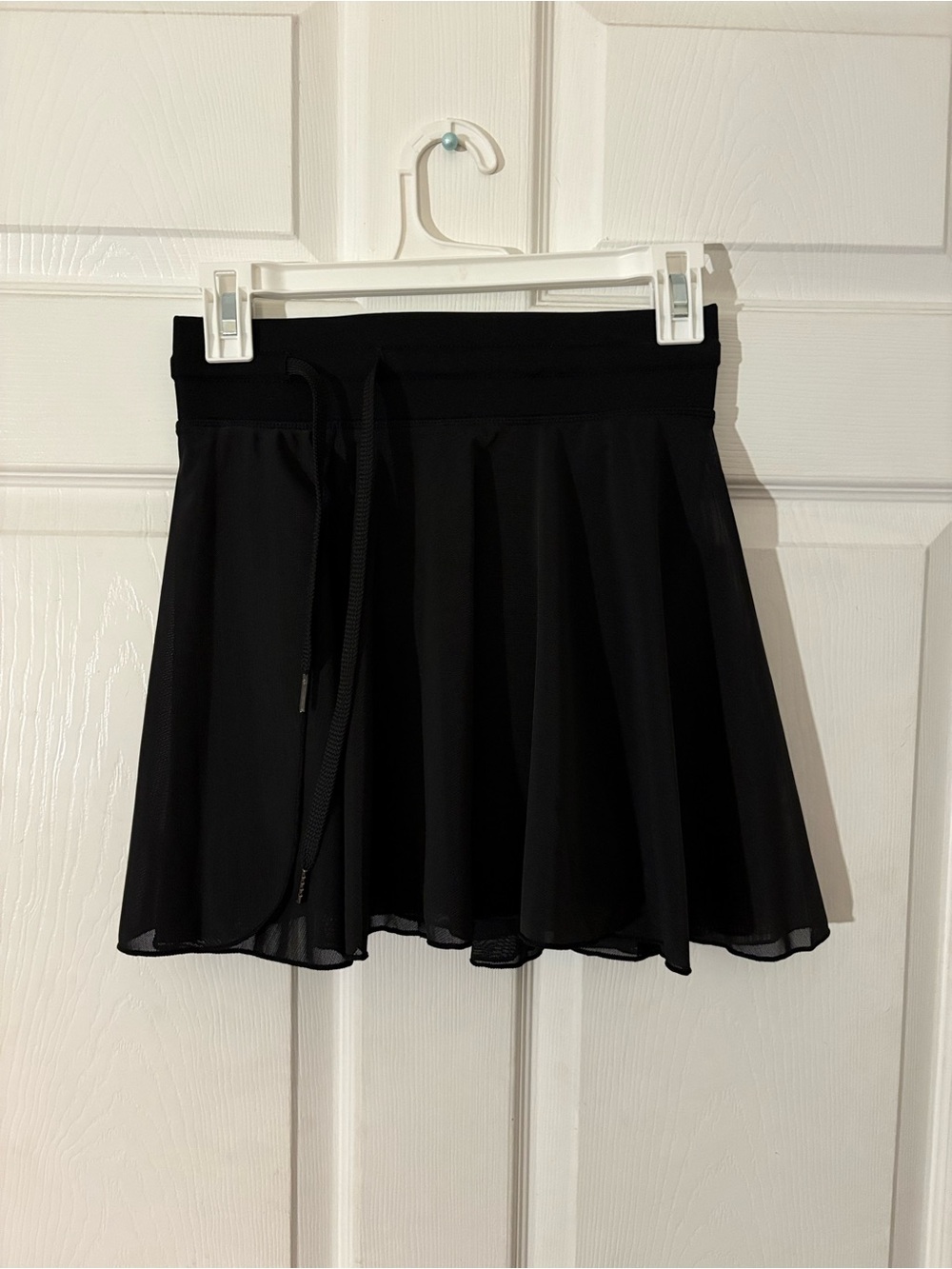 Halara 2 in 1 Mesh Flowy mini flare skirt Black